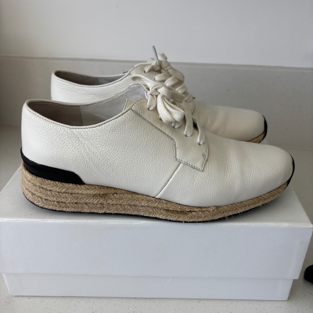 Perfect Vince shoe